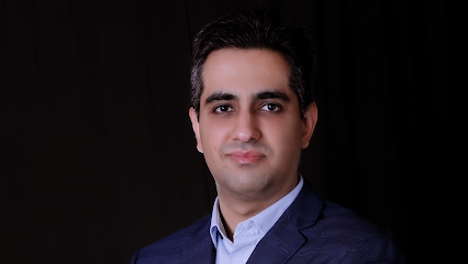 Dr. Arjun Handa | Best Plastic Surgeon In Delhi